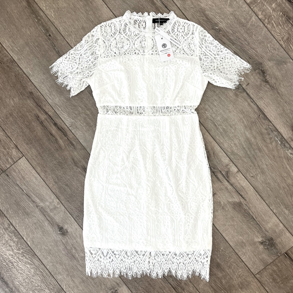 NWT Merokeety White Cocktail Dress Size Medium